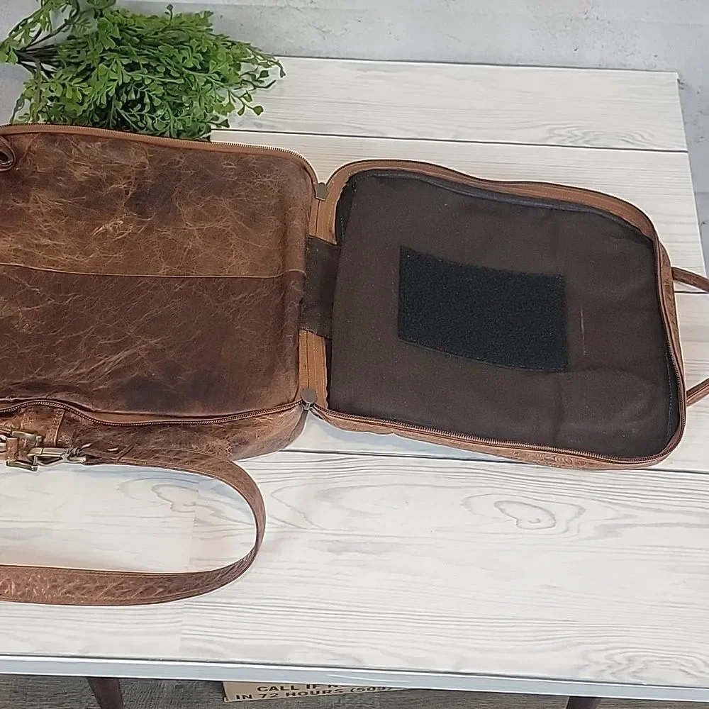 Coronado Leather field crossbody travel bag Buffalo brown leather- vintage 90s